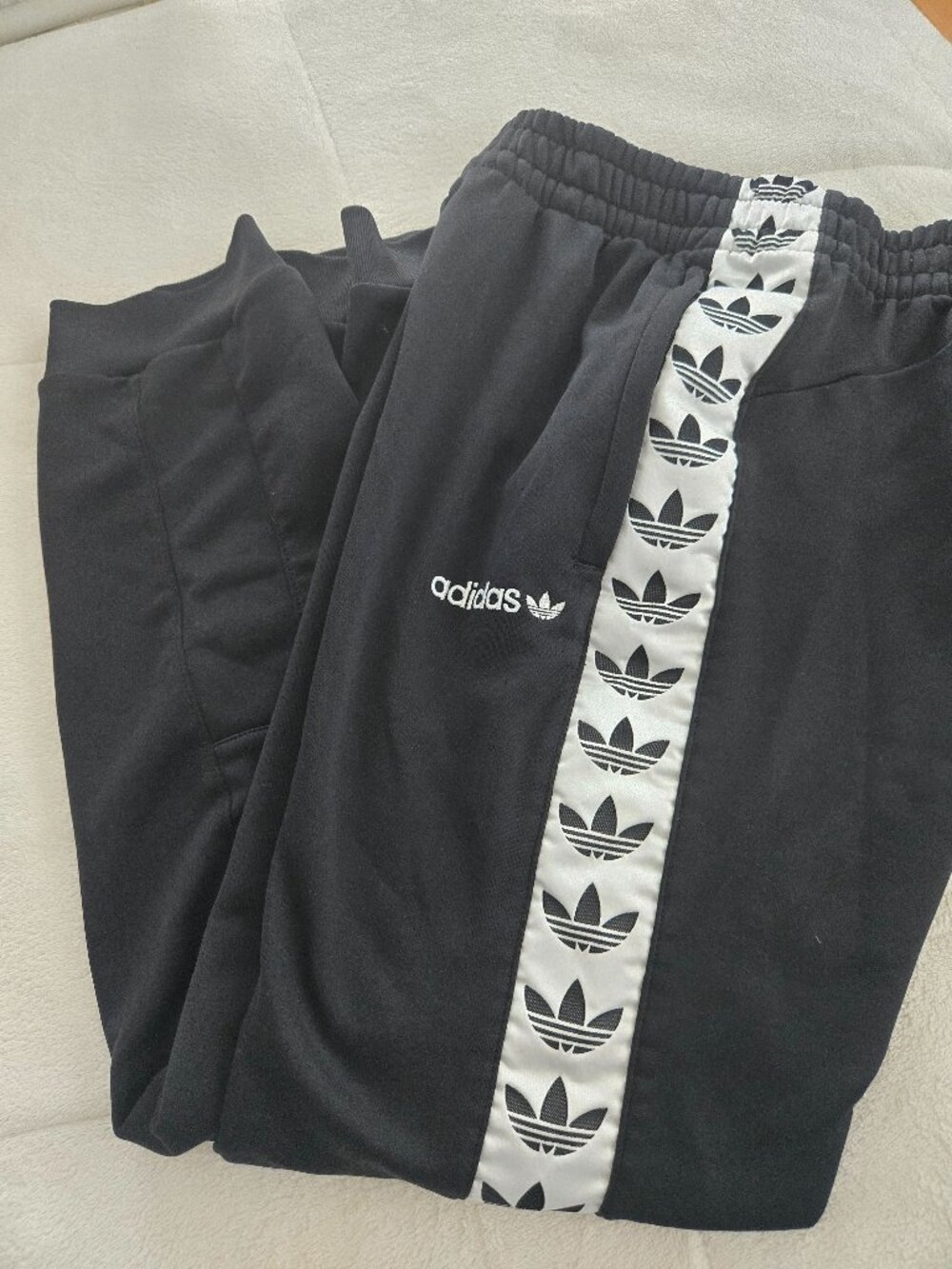 Adidas Sweatpants
